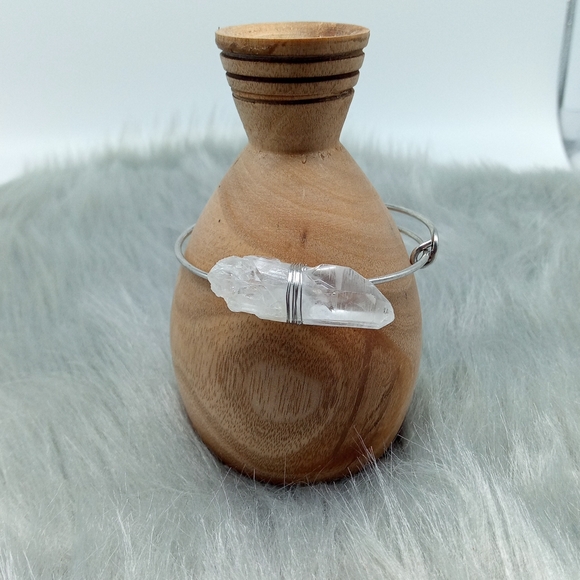 NEW Clear Quartz Point Wire Wrapped Bracelet - Picture 4 of 7